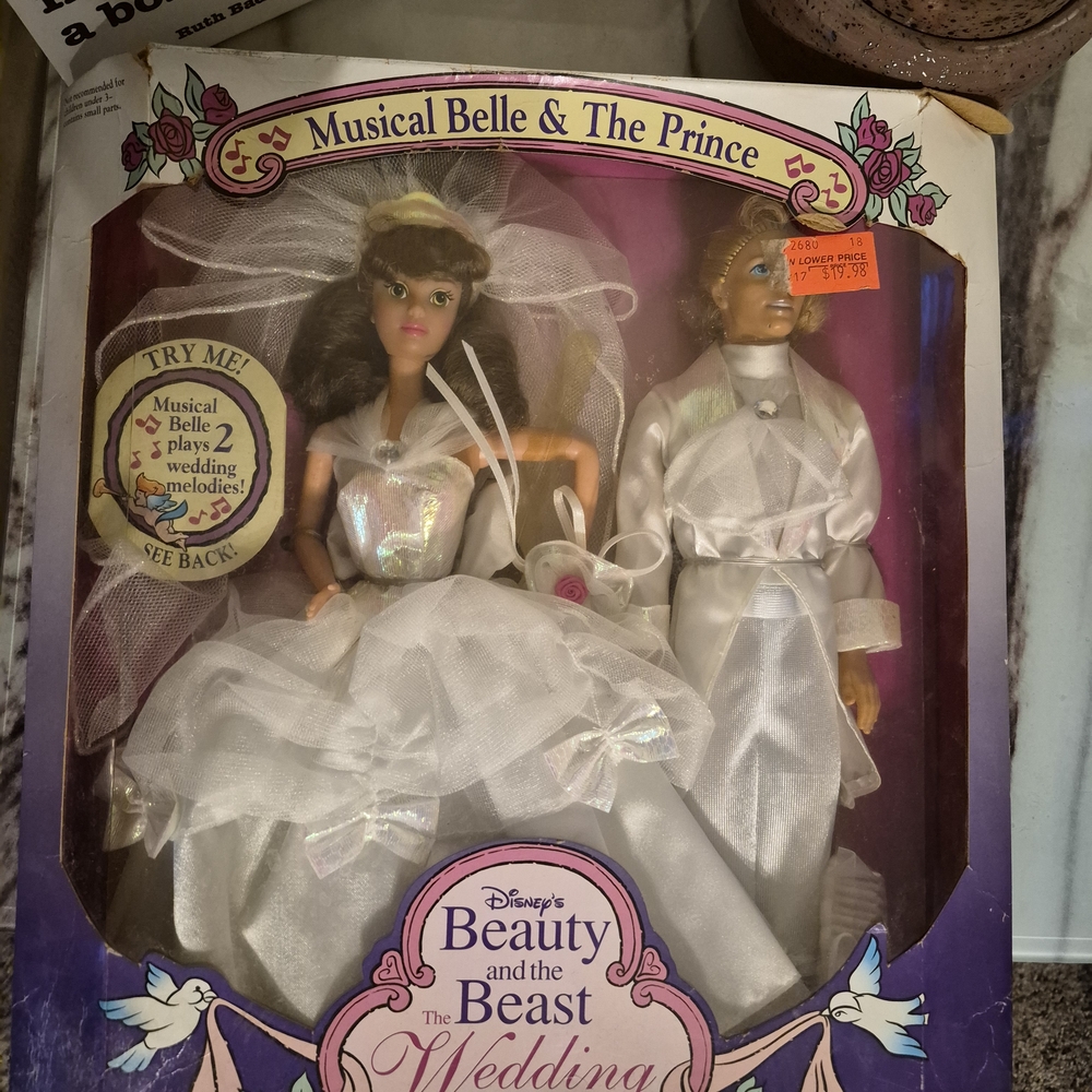 Mattel Beauty and the Beast Wedding Dolls - Musical Belle And The Prince. NIB